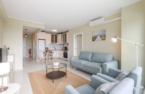 Viana do Castelo Apartment | Ocean Bliss - Beach & BBQ Apartment