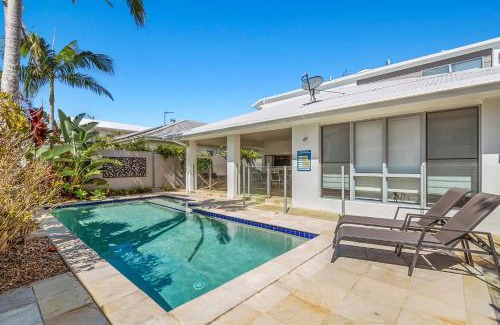 Kingscliff House | Ocean Blue On Salt Beach