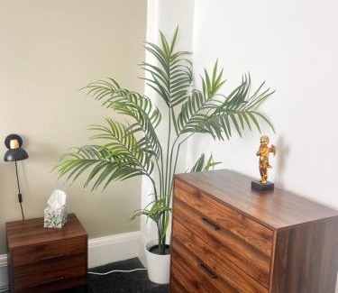 Southend-on-Sea Apartment | Ocean Breeze