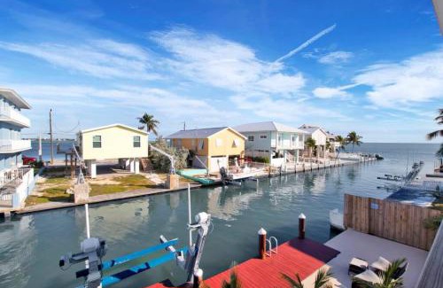 Marathon House | Ocean Breeze Oasis with great boating access