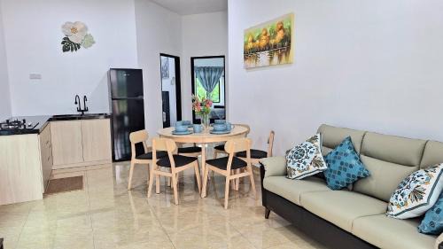 Penyabong Ski Chalet | Ocean Cottage 1, Radiant Teluk Sari