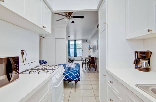 South Beach Condo | Ocean Drive Best Deal, w/2 Queen Beds, Near Beach