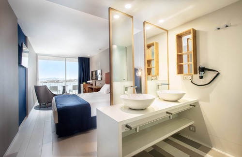 Cap Martinet Hotel | Ocean Drive Talamanca