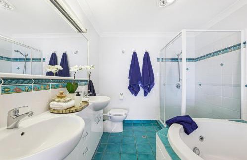 Coral Cove House | Ocean Fairways Getaway