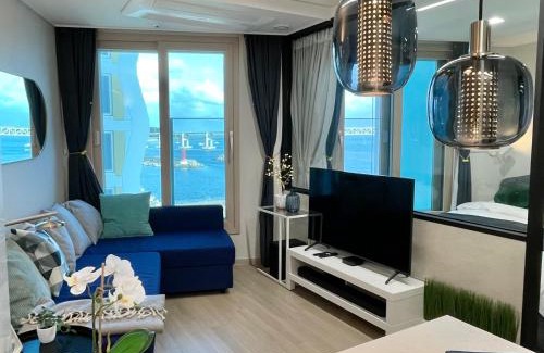 Suyeong-Gu Apartment | Ocean Front Apartment