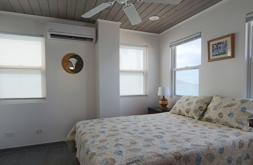 West End Villa | Ocean Front At Little Apple Bay
