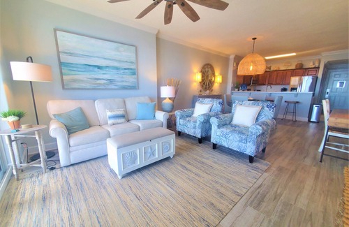 West Panama City Beach Condo | Ocean-Front End-Unit! Panoramic Views, Free Beach Service & Expansive Balcony