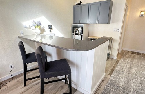Yachats Condo | Ocean Front, Harmony at Oregon House, Stairs to the Beach!