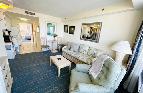 Ortona Park Apartment | "OCEAN FRONT" King Bed, 1 Bedroom Apartment