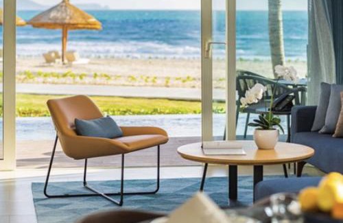 Cam Lam Villa | Ocean Front Pool Superior 2 Bedroom Pavilion