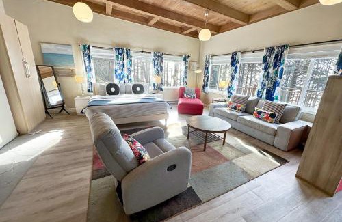 Yachats Apartment | Ocean Front, Sunrise at Oregon House, Stairs to the Beach!