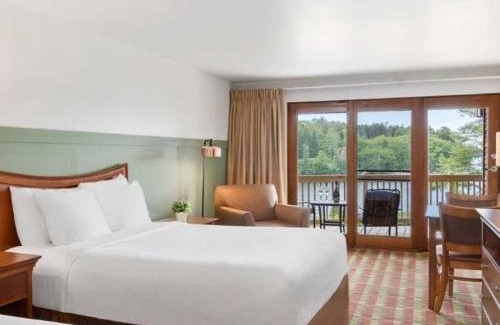 Isle of Springs Hotel | Ocean Gate Resort