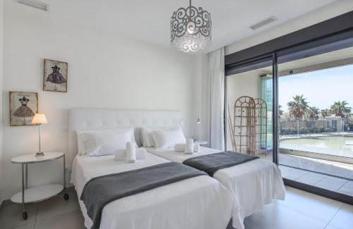 Ayamonte Apartment | Ocean Homes by Ĥ - Playa de los Haraganes HOHH7002P85