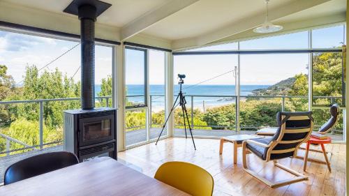 Wye River House | Ocean Magic Where The Bush Greets The Sea
