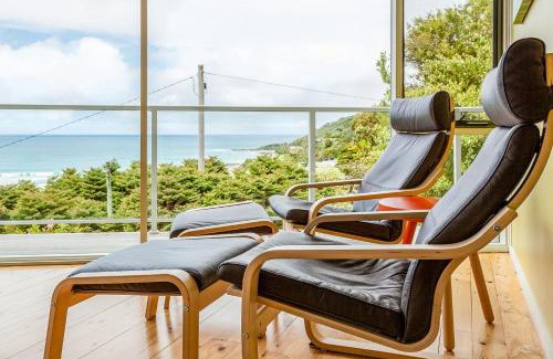 Wye River House | Ocean Magic Where The Bush Greets The Sea