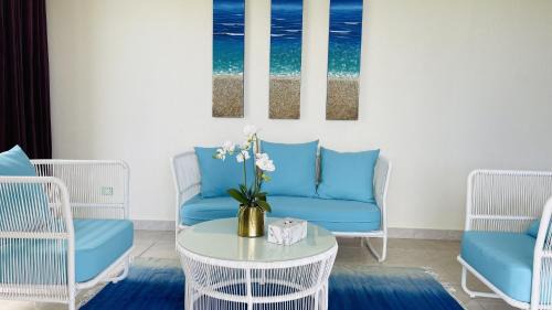 Capital Hill Villa | Ocean Palace