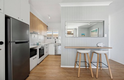 Coffs Harbour Apartment | Ocean Parade 5 Two-Bedroom Beachside Apartment