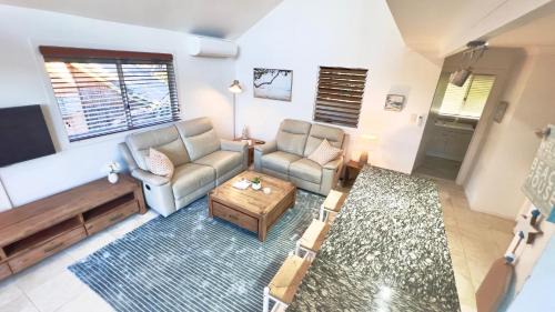Angourie House | Ocean Paradise