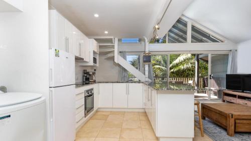 Angourie House | Ocean Paradise