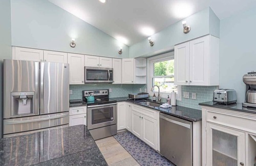 Ocean Pines House | Ocean Pines 3BR 2BA Canal Front Home with Sunroom