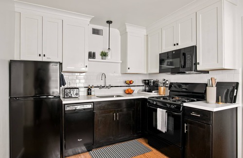 La Jolla House | Ocean Retreat 1BR Walk to Windansea Beach