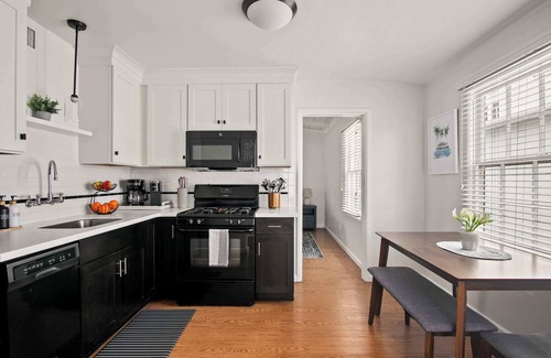 La Jolla House | Ocean Retreat 1BR Walk to Windansea Beach