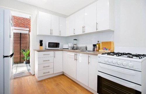 Manly Apartment | Ocean Retreat, Prime Spot/Family Ready