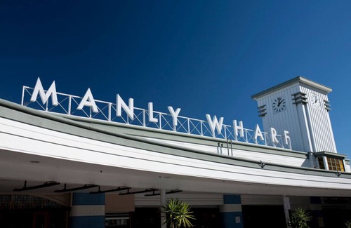 Manly Apartment | Ocean Retreat, Prime Spot/Family Ready