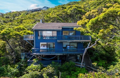 Killcare Heights House | 'Ocean Ridge at Killcare' by Accom Holidays