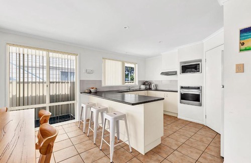 Brooms Head House | Ocean Road Oasis