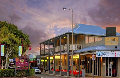 Sawtell Apartment | Ocean Sands 5 is a fully furnished two bedroom unit located on the first floor, next to the beach.
