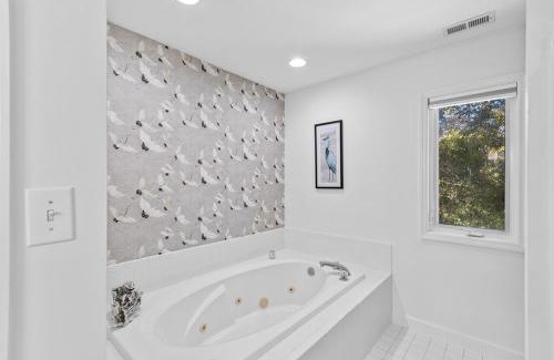 Pine Knoll Shores House | Ocean Sound