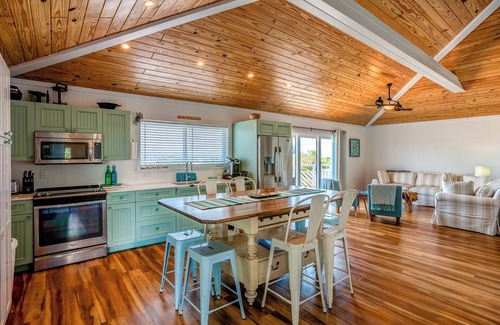 Great Guana Cay House | Ocean Sunrise, Sea of Abaco Sunsets on the Breezeway- SEASONS In The Sun