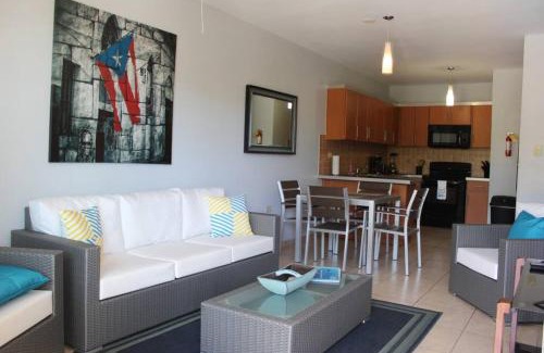 Puntas Apartment | Ocean Terrace 202 a 4 min walk to Sandy Beach