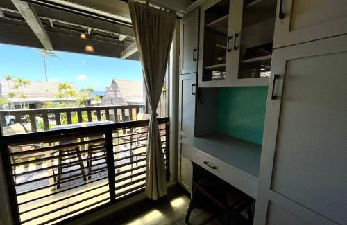 Punaluu Apartment | Ocean-View 1BR Condo on Black Sands Beach, Pool, Hot Tub