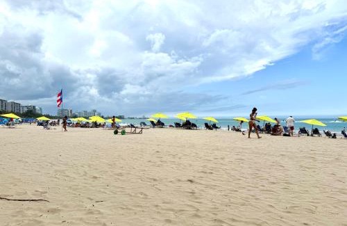 Isla Verde Apartment | Ocean View apt on Isla Verde in a 14th floor