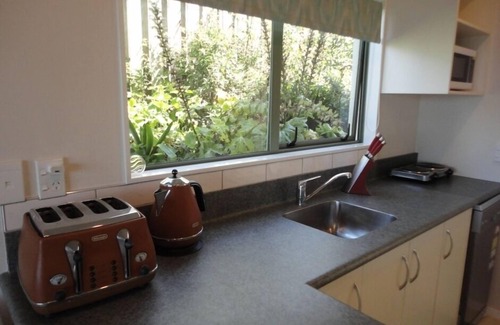 Whitianga Apartment | Ocean View BnB with fantastic sea views