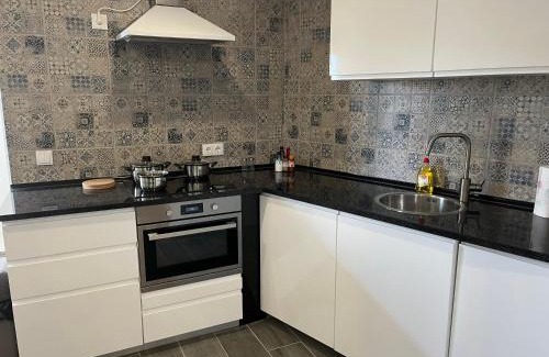 Patio Apartment | Ocean view by Charmes A