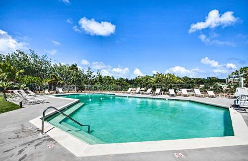 Nawiliwili Apartment | Ocean-View Condo Less Than Half Mile to Kalapaki Beach!