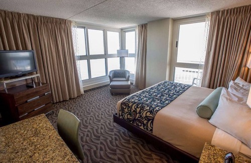 Atlantic City Resort | Ocean View Condo with balcony at Flagship Resort - Perfect Spring Break Getaway!