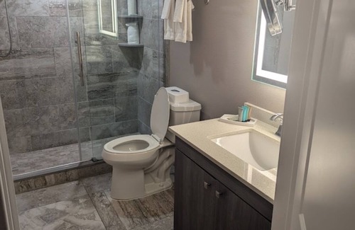 Atlantic City Resort | Ocean View Condo with balcony at Flagship Resort - Perfect Spring Break Getaway!