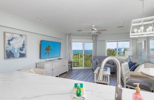 Tavernier House | Ocean View Corner Penthouse Ocean Pointe 5416