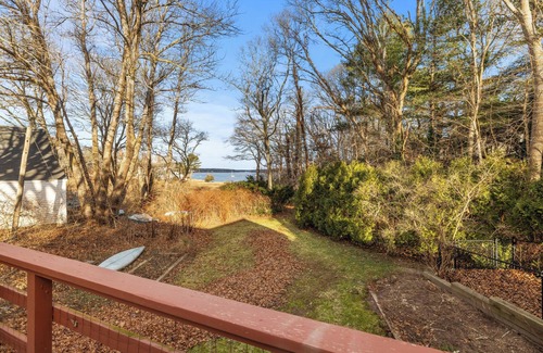 Cotuit Cottage | Ocean View Cottage - Pet-Friendly