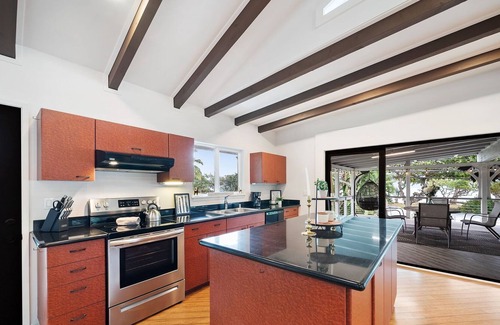 Ka'a'awa House | Ocean View Duplex Minutes from Kualoa Ranch & Many Attractions: Kualoa Ohia