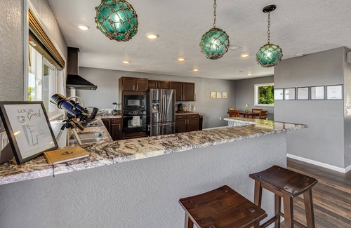 Smith River House | Ocean View - Fire Pit - Game Room - Redwoods - Casino