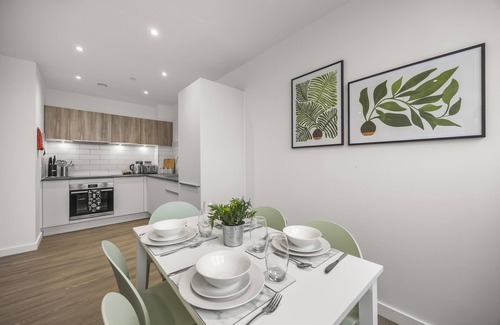 St Leonards-On-Sea Apartment | Ocean View F SEAVIEWS FREE PARKING|By My Getaways