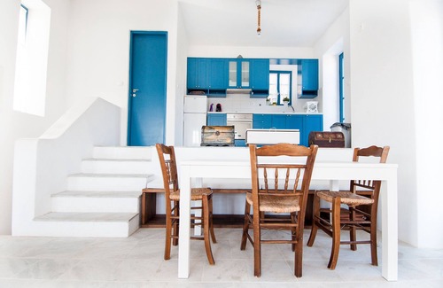 Krotiri House | Ocean View house with swimming pool ISLA summer homes