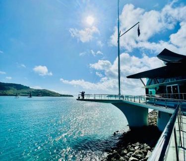Hamilton Island House | Ocean View Island 2-bedroom Townhouse Buggy Valet service extra Queen air bed