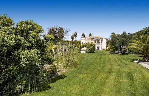 Sao Clemente Villa | Ocean View Luxury Detached Villa