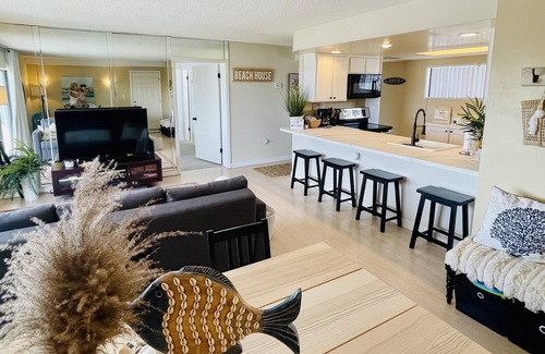 Avon By The Sea Condo | Ocean View Penthouse Level in Cocoa Beach - Next to Pier!